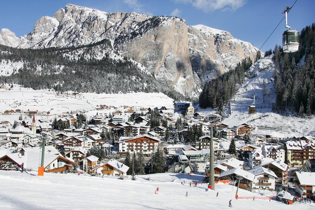 Hotel Aaritz Selva di Val Gardena Luaran gambar